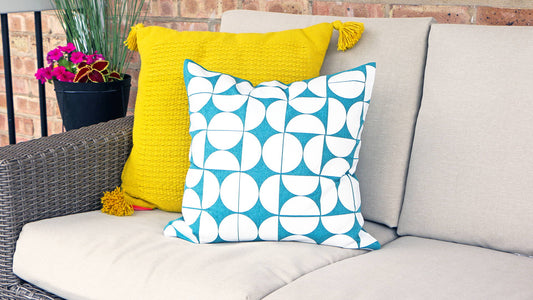 Easy DIY Geometric Outdoor Pillow with Heat Transfer Vinyl