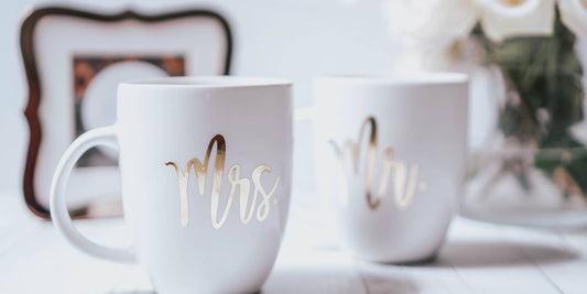 DIY Wedding Gift Idea: Chrome Adhesive Vinyl Mugs