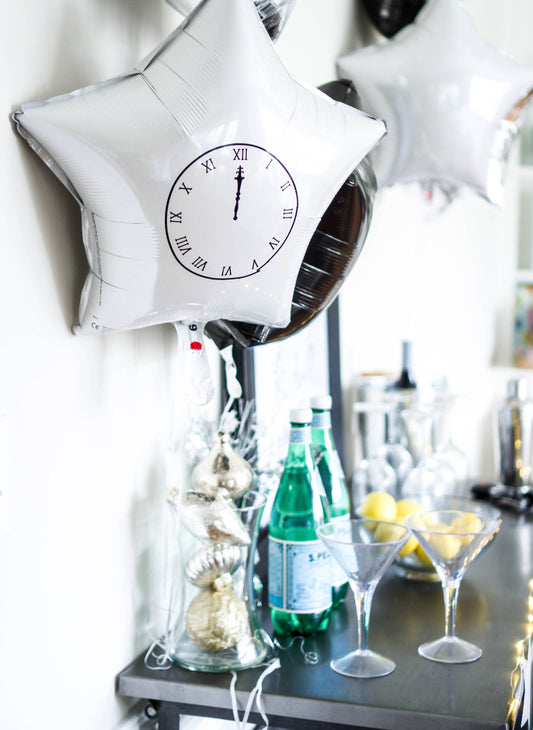 New Years Eve Party DIY Project: How to Apply Adhesive Vinyl on Mylar Balloons