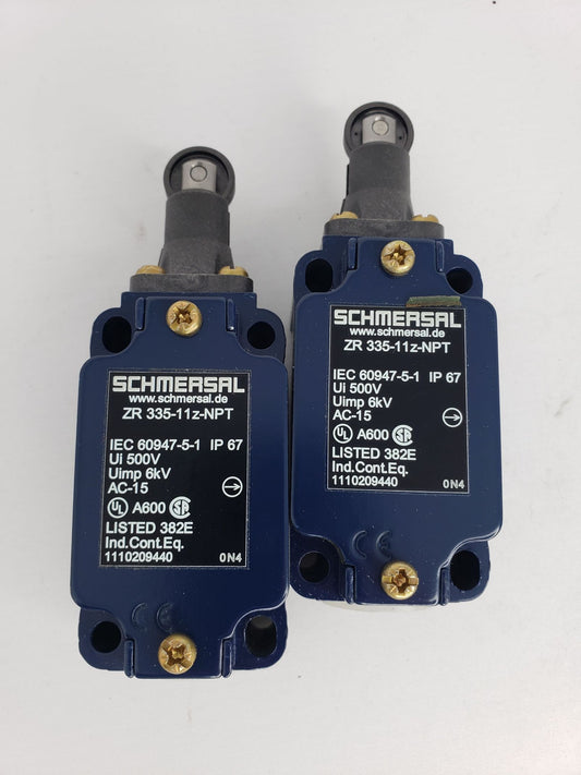 Schmersal ZR-335-11Z IEC Limit Switch, Metal Plunger with Plastic Roller, 90-degree Adjustable Head