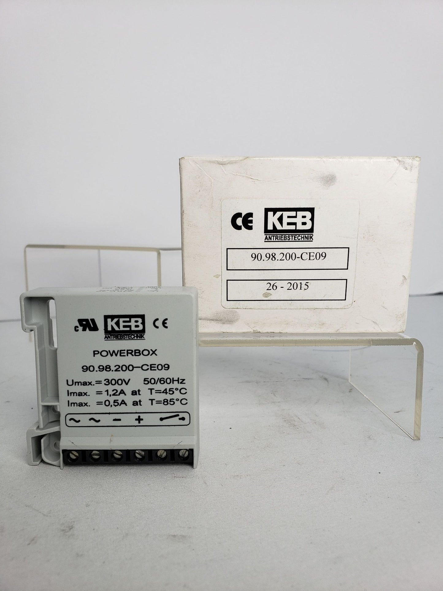 KEB 90.98.200-CE09 300V 50/60HZ overexcitation rectifier module/rectifier 1 PCS New Condition